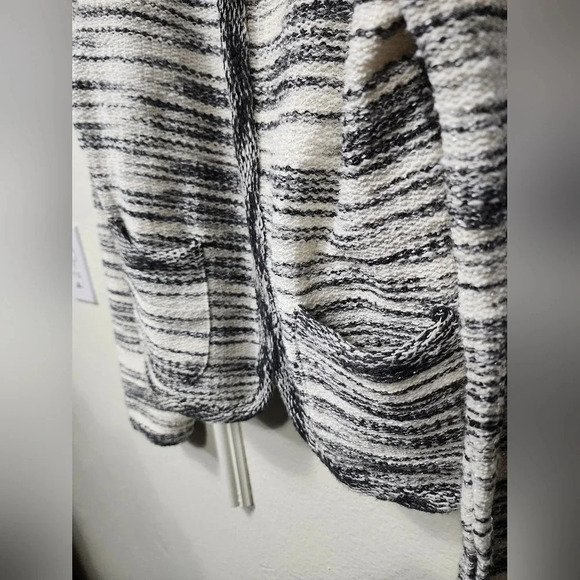 ZARA Girls 2 Button Knit Cardigan - Size 13/14 Preppy School - Picture 3 of 6